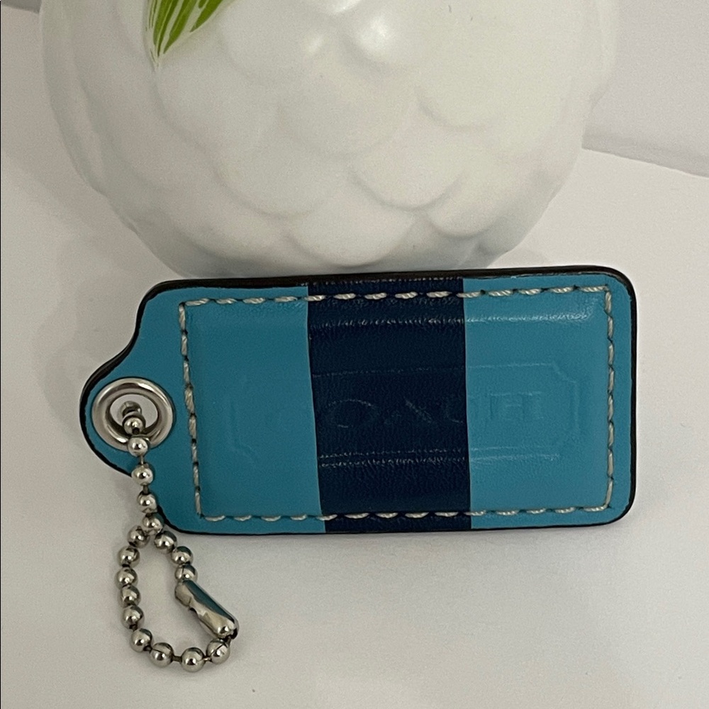 Coach 3” Two Toned Leather Hang Tag